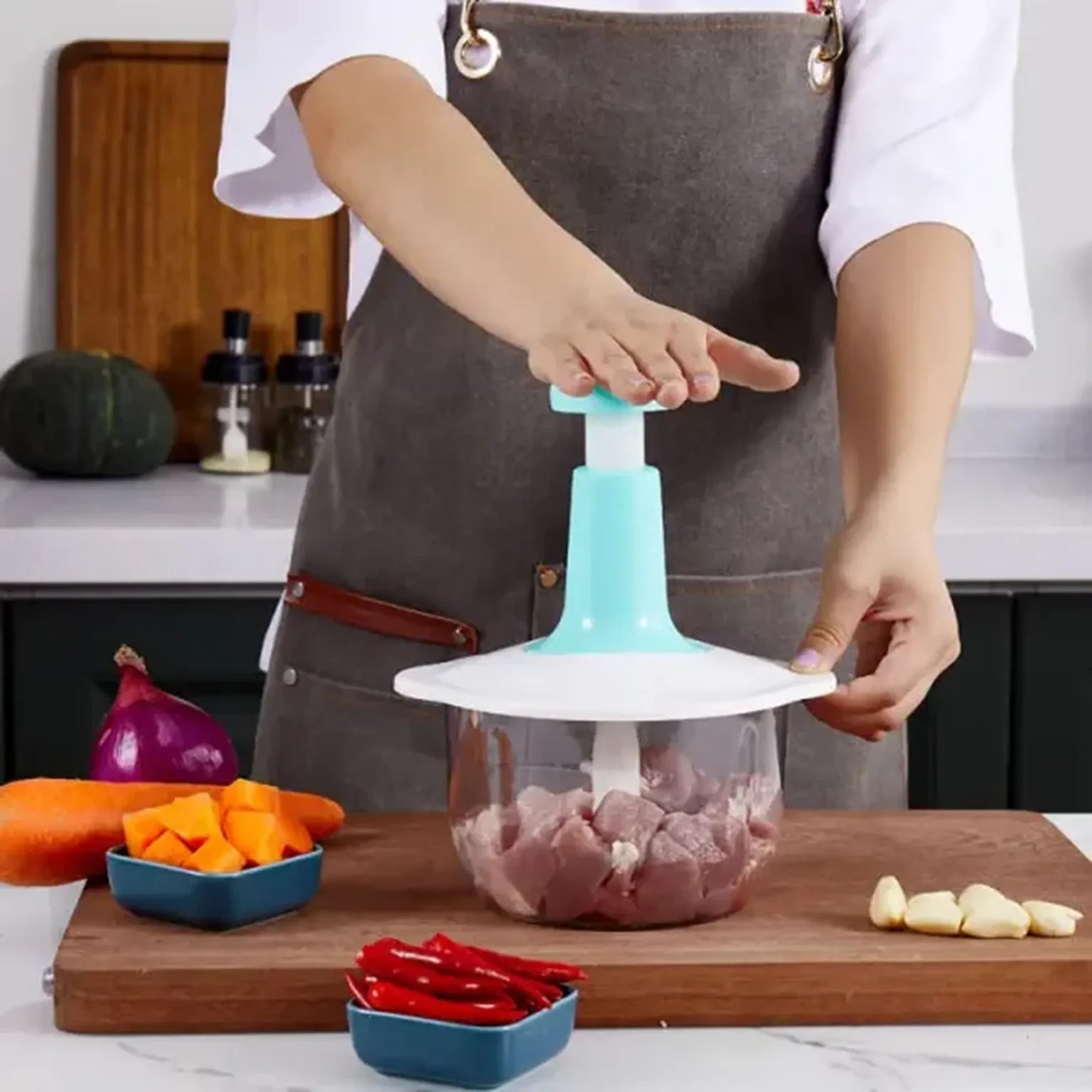 Tocator Manual de Bucătărie, 1.5L, 3 Lame Inox, Sistem Anti-Alunecare